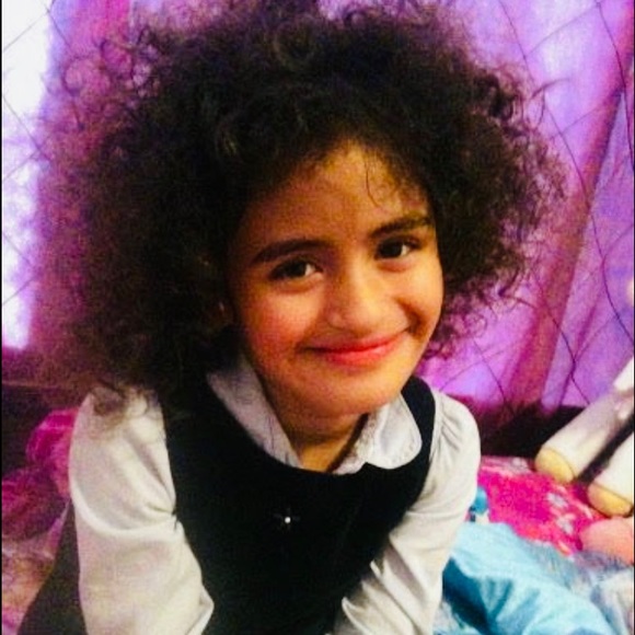 Meet your Posher, Jessica - Picture 6 of 6